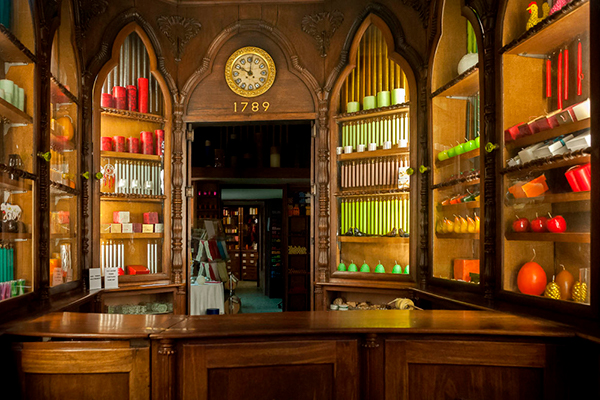 Traditional Portuguese Shop Casa das Velas do Loreto - What to do in Lisbon